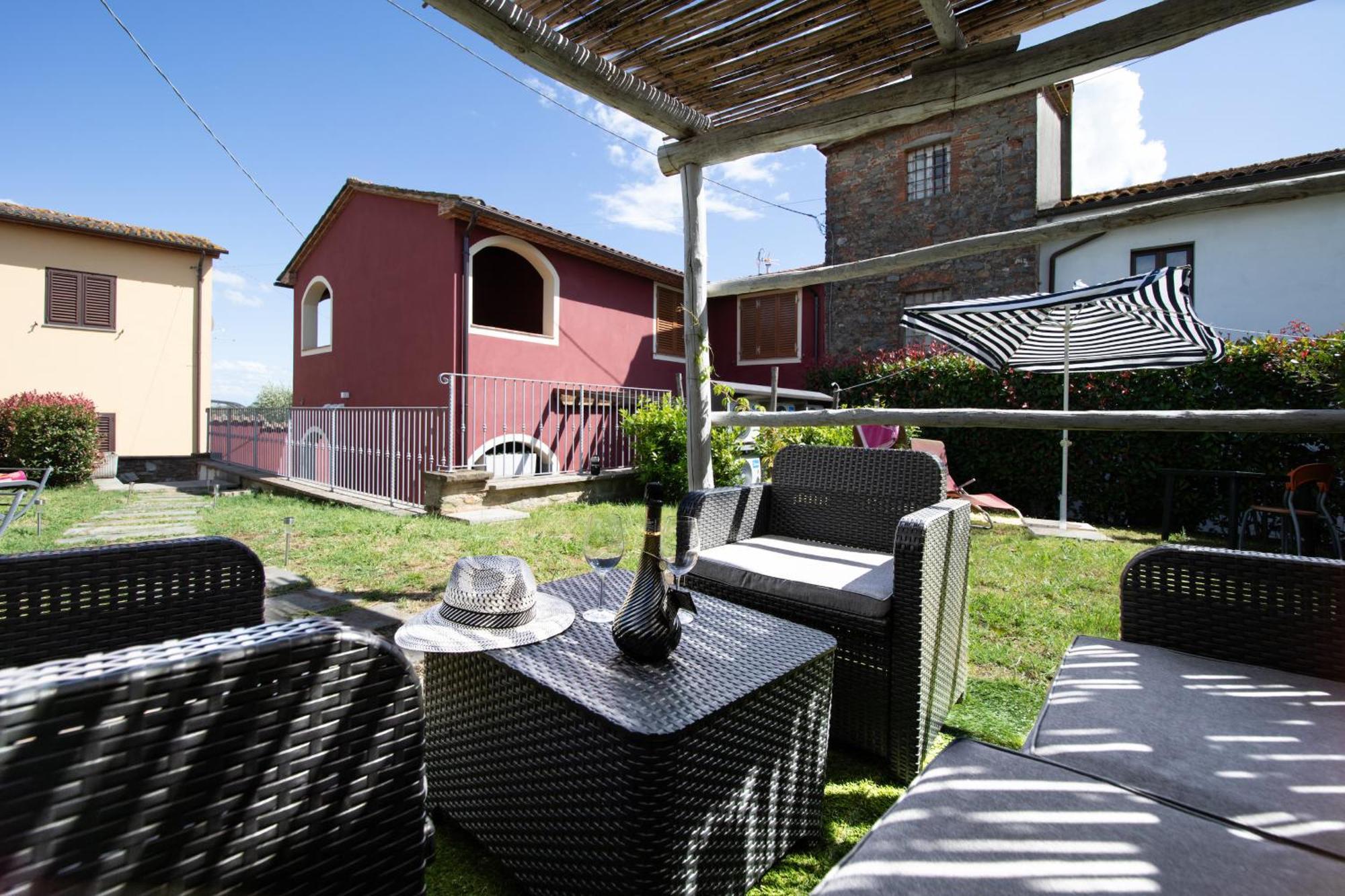 Agriturismo Colle Del Sole With Swimming Pool Porcari Zewnętrze zdjęcie